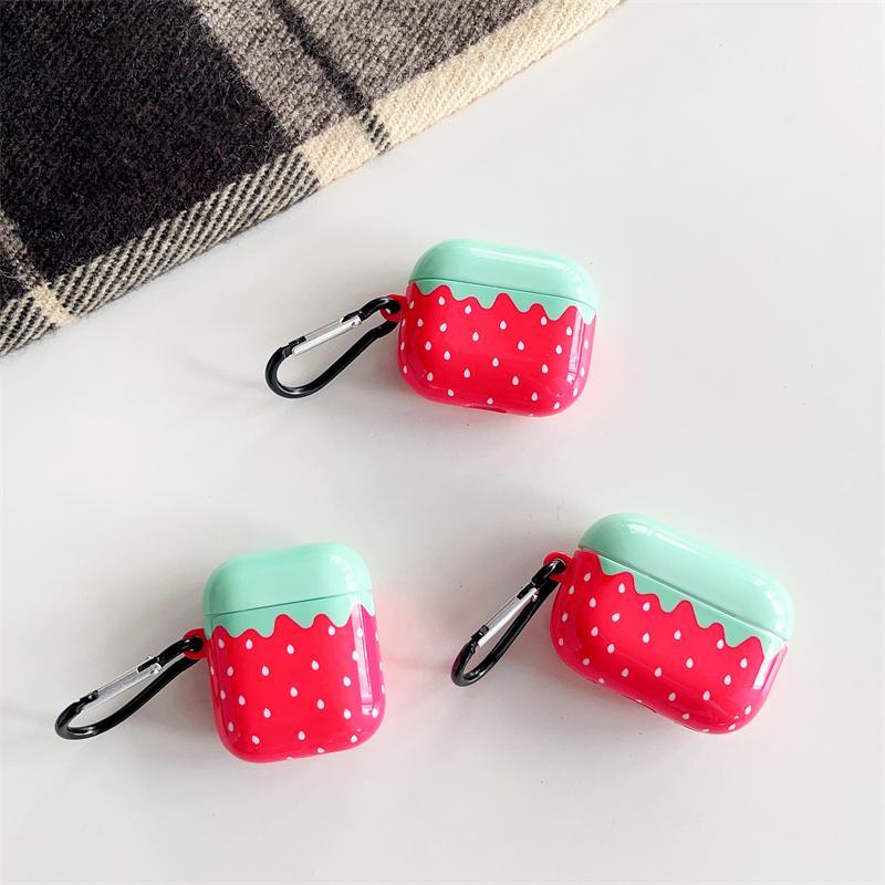 Strawberry Design Earphone Case with Keychain, 1 Count Decorative Earphone Protector Cover, Earphone Accessories Compatible with AirPods 1 2 3 Pro 2