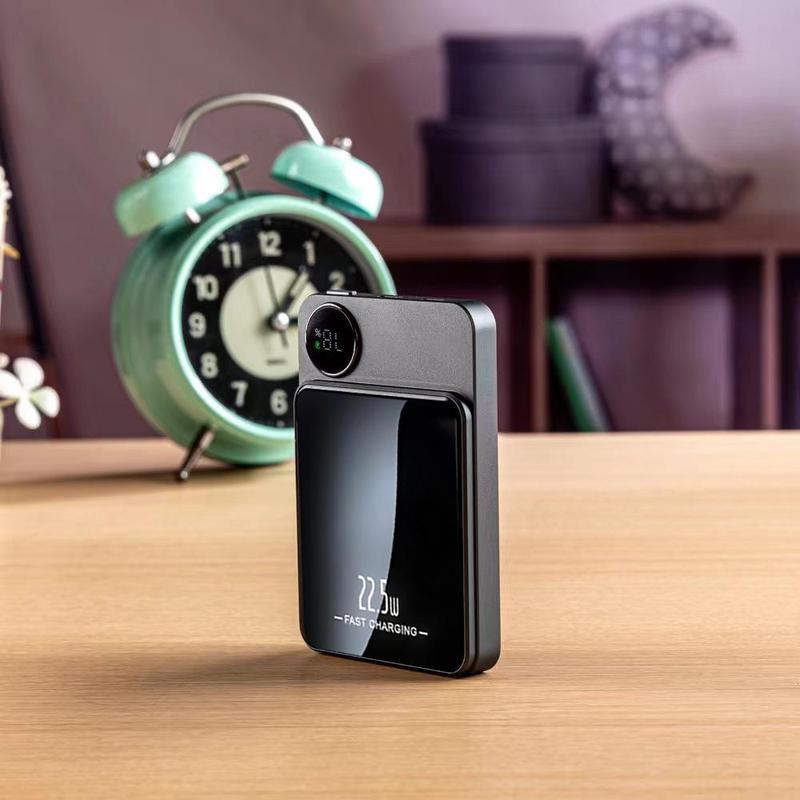 High-capacity wireless power bank, wireless magnetic portable power bank, Magsafe power bank, suitable for devices with wireless charging function such as iPhone series 10000mAh true capacity wireless charger